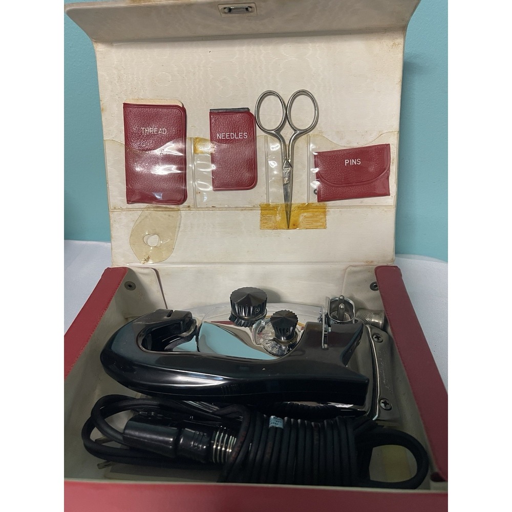 GE Universal Steam & Dry Travel Iron Kit Model UI-16T   Vintage   T1956 Bin Z‎
